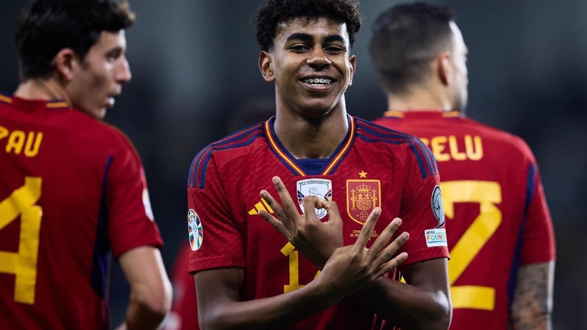 亚马尔50球里程碑：18岁237天，比梅西早792天改写历史